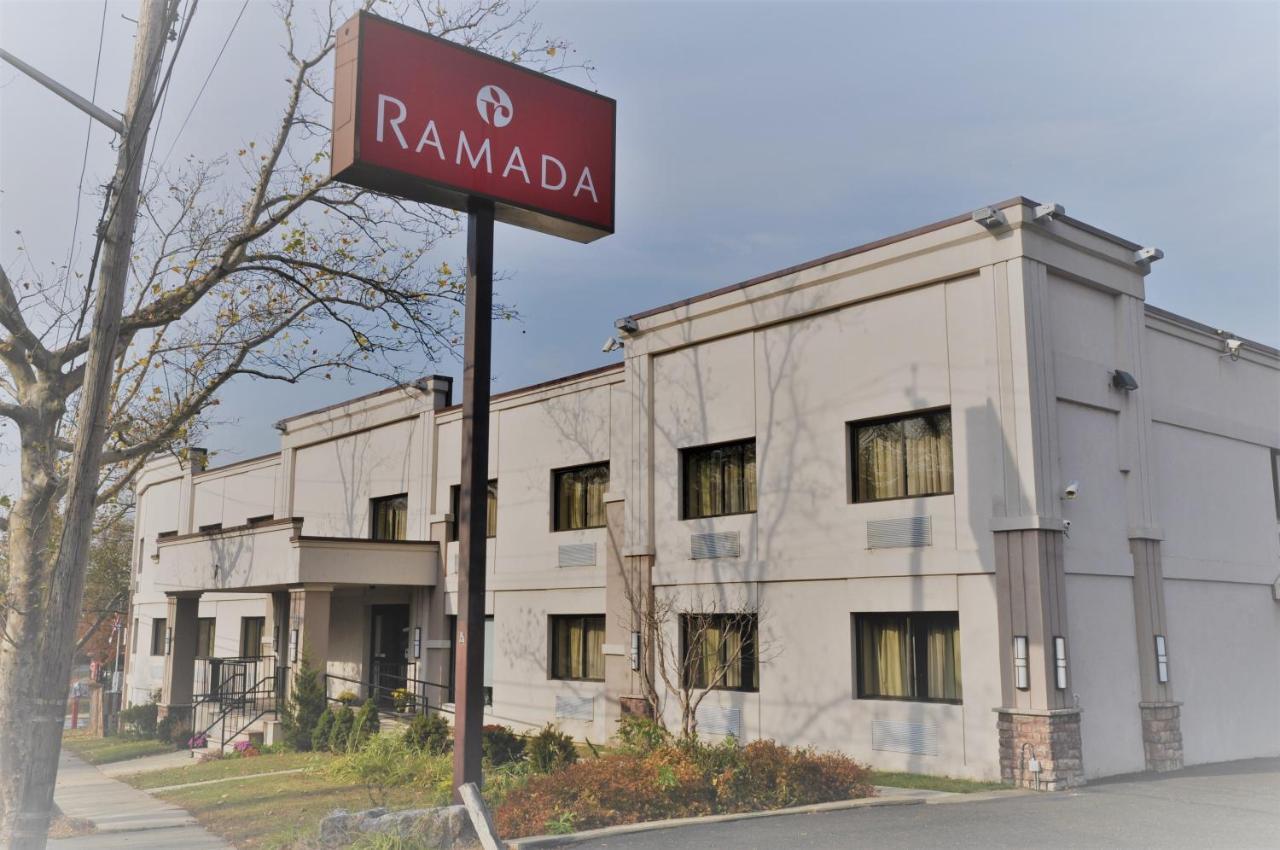 Ramada By Wyndham Staten Island New York Ngoại thất bức ảnh